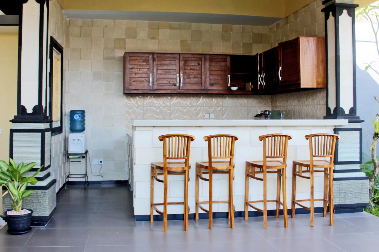 Kusuma Guesthouse Canggu Extérieur photo
